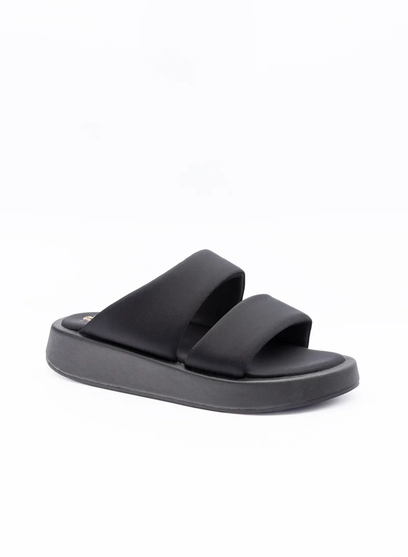 باتا صنادل سلايد بنعل مرتفع وأشرطة مزدوجة